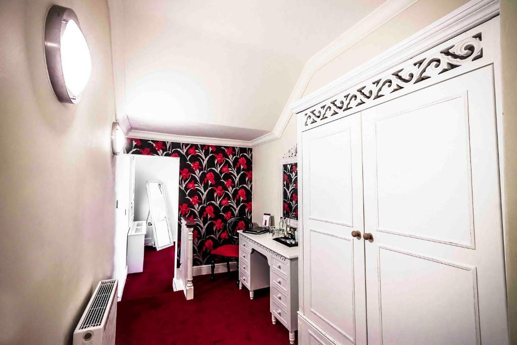 The Commercial Hotel Chester Extérieur photo
