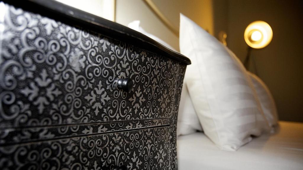 The Commercial Hotel Chester Extérieur photo